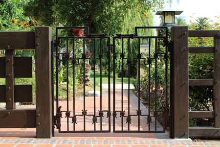 Iron gated property photo