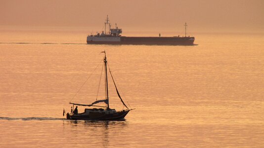 Light boat ship