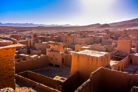 House landscape desert