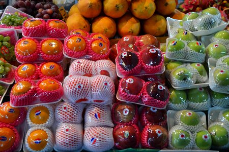 Apple apples citrus