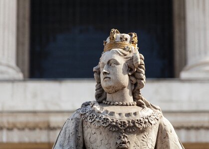London england statue