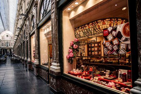 Bruxelles chocolate shop photo