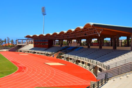 100 meters sport stadium