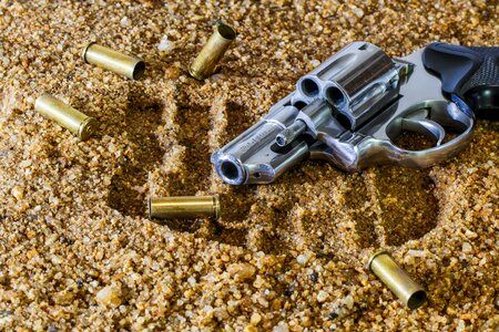 Gun weapon handgun photo