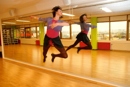 Gymnastics mirror jump