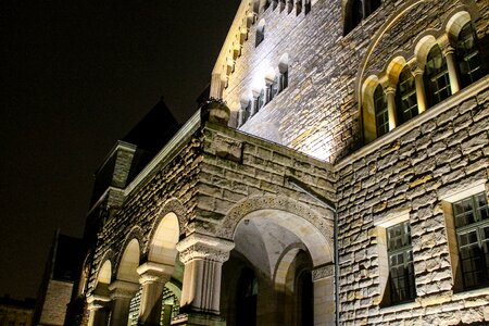 Building history fortification