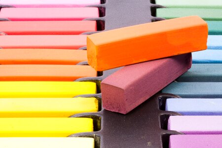 Colorful paint hair chalking