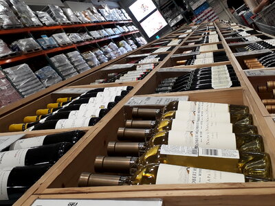 Costco warehouse shop