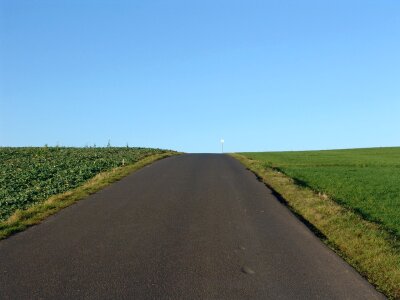 Perspective away lane