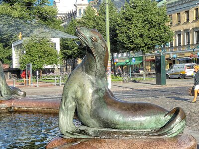 Sculpture sea lion seal photo