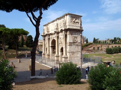 Arch of Constantine and Colosseum, Roma, Italy photo