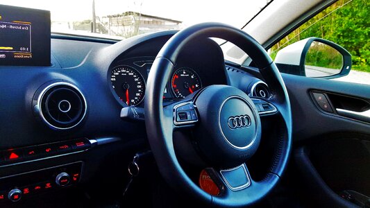 Dashboard gearshift speedometer photo