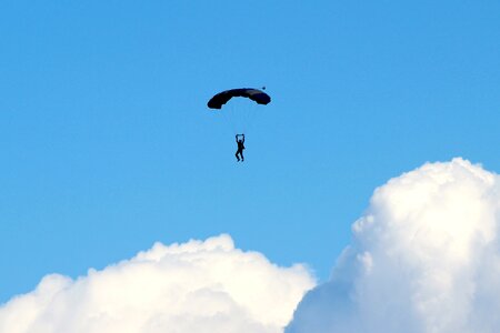 Sky jump paragliding