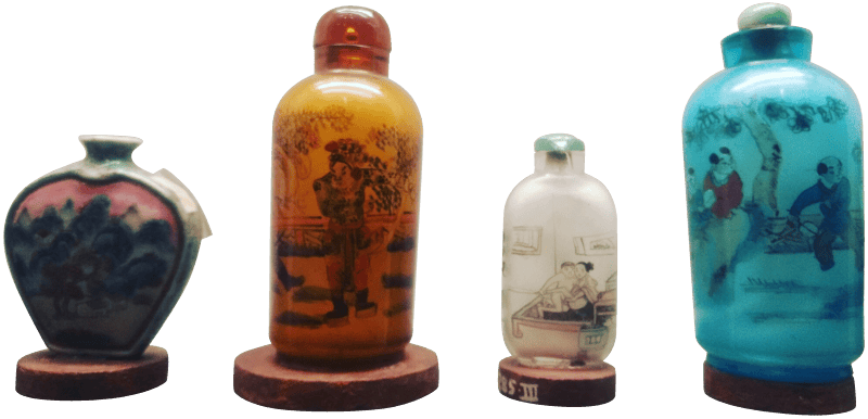 Snuff bottles