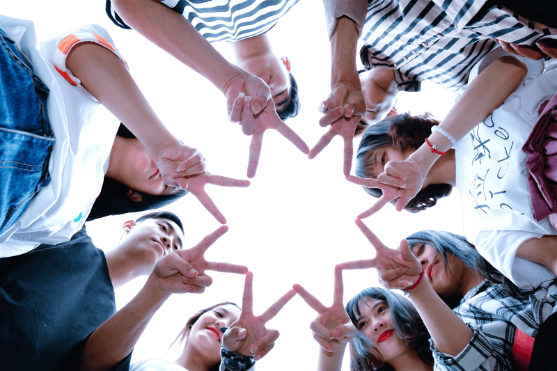 Group fingers octagonal star