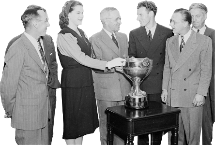 Photograph Of President Truman And President S Cup Regatta Queen Drucie Snyder P Original