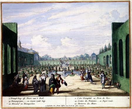 View from the flower garden on the large round staircase and in its extension the triumphal arch, Romeyn de Hooghe, circa 1685