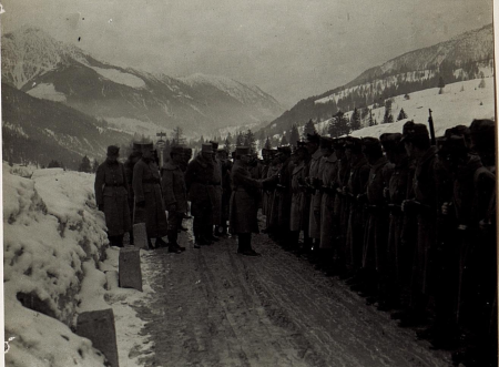 Field Marshal von Conrad with troops of the 90th Infantry Division in the Fiemme Valley near Vigo di Fassa. Behind the Army Group Commander Excellency von Roth and Lieutenant Field Marshal Goiginger., between 1914 and 1918