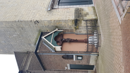 Bemelen-kerkhofkruis Sint-Laurentiuskerk (4)