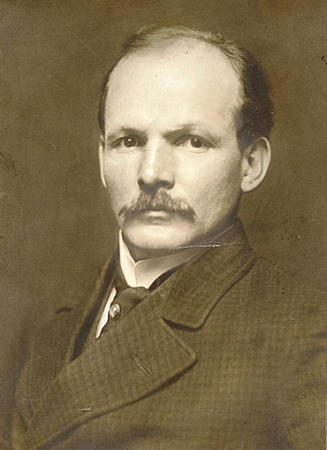 Solon Borglum, Solon Borglum, circa 1900