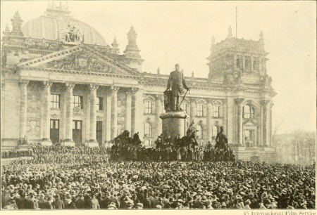 Bismarck's statue in front of the Reichstag building, 1920