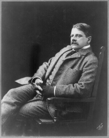 Edwin Austin Abbey, 1852-1911; three-quarters length, seated LCCN2007682457, Edwin Austin Abbey, 1902