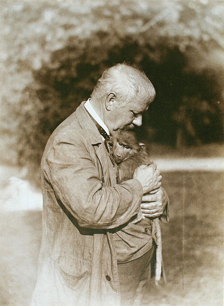 Gabriel von Max with a young baboon, Gabriel von Max, 1902