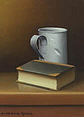 Still life with a book and sheet metal cup on a table., Jeppe Madsen Ohlsen, between 1909 and 1948
