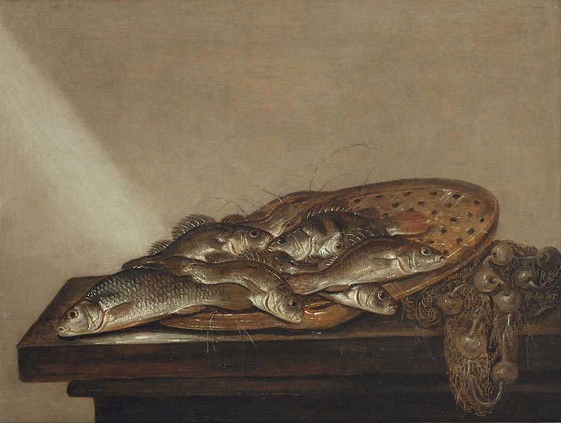 Various fish on a terra-cotta strainer, together with a fishing net on a table, Pieter de Putter, between 1630 and 1659