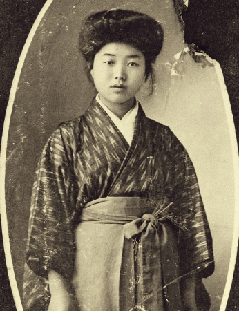 Naganuma Chieko on her schooldays, Chieko Takamura, between 1901 and 1903