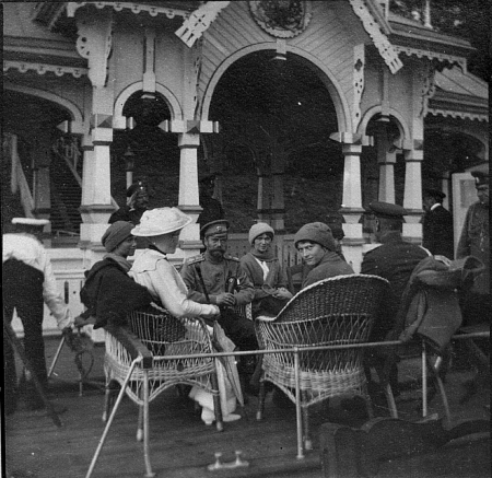 Mahiloŭ, Dniapro, Debarkader. Магілёў, Дняпро, Дэбаркадэр (1916) (3), Olga Nikolaevna of Russia