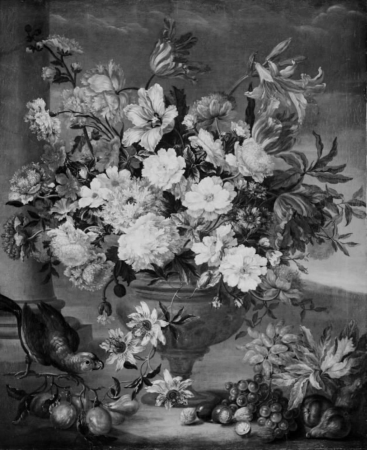 Large bouquet of flowers in a vase. In the foreground fruits, to the left a parrot, Ernst Heinrich Løffler, between 1738 and 1796
