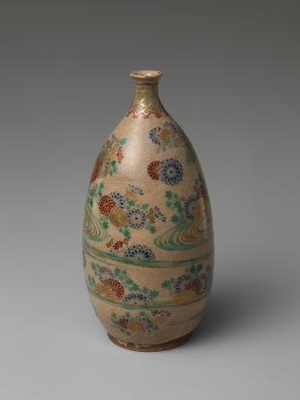 Ninqing style flower-patterned sake bottle, Ninsei