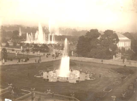 Crystal Palace Park - fountains in 1886