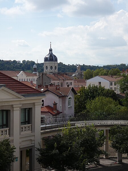 Lyon 1er - Boulevard de la Croix-Rousse - Collège La Tourette - Vue sur l'église Saint-Bruno 01
