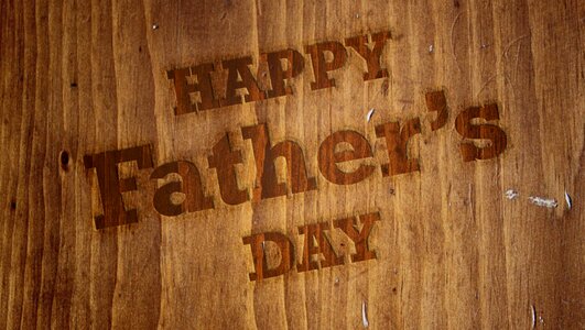 Day fathers day wood. Free illustration for personal and commercial use.