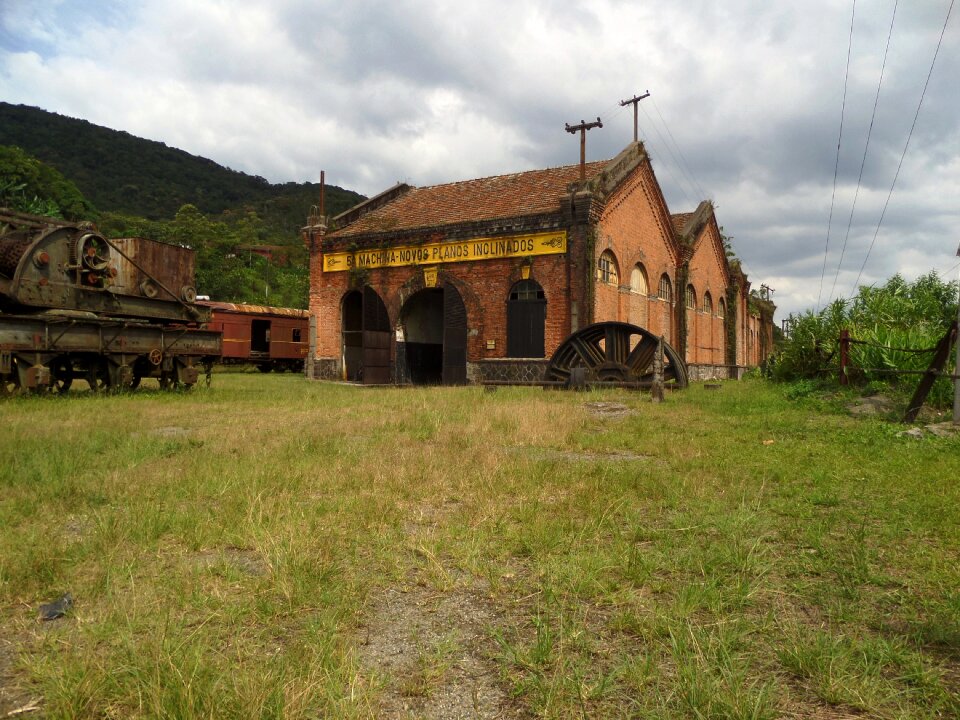 Train station old history. Free illustration for personal and commercial use.