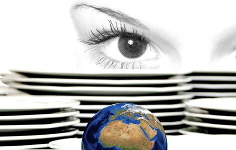 World eyes globe. Free illustration for personal and commercial use.
