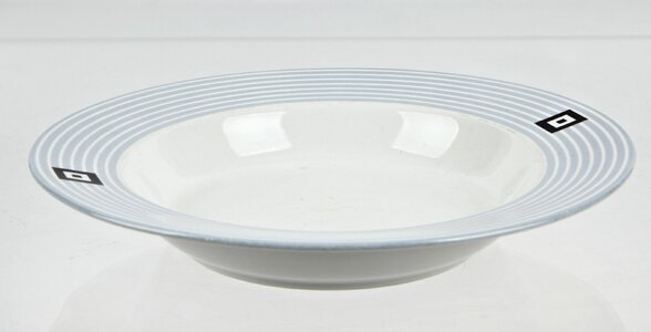 Tableware plate Free illustrations. Free illustration for personal and commercial use.