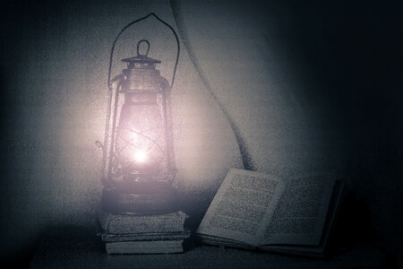 Bw light kerosene lamps. Free illustration for personal and commercial use.
