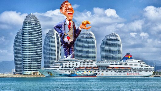 Giant funny cruise ship. Free illustration for personal and commercial use.