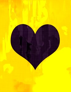 Love heart background yellow. Free illustration for personal and commercial use.