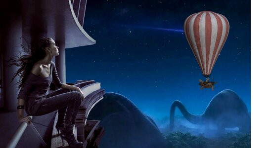 Hot air balloon night alien. Free illustration for personal and commercial use.