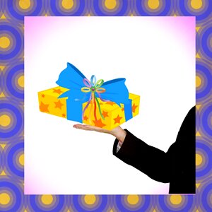 Offers now offer a gift. Free illustration for personal and commercial use.