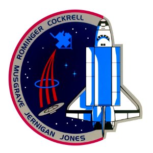 STS-80. Free illustration for personal and commercial use.