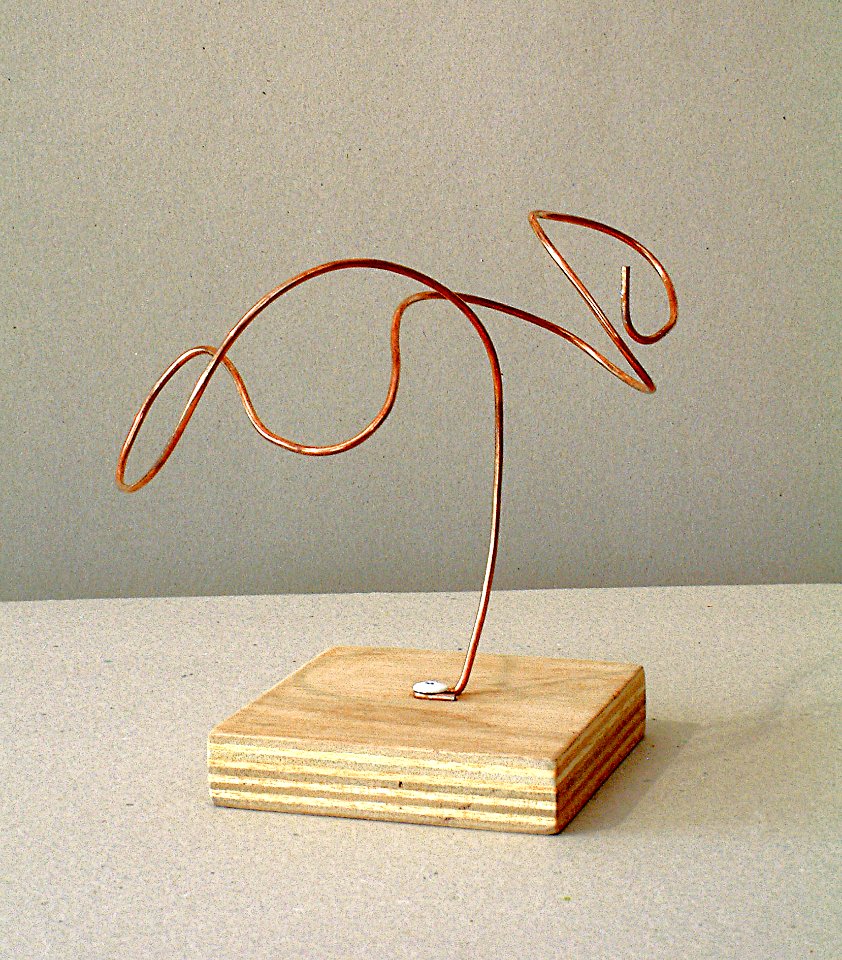 2005 - 'A lyrical Tree-like', abstract organic wire sculpture, a spatial sketch; free image in public domain / Commons, CCO – painter-artist, Fons Heijnsbroek. Free illustration for personal and commercial use.