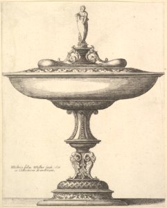A wide cup with ornamental stem MET DP823945