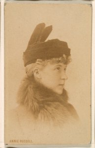 Annie Russell, from the Actresses series (N246), Type 1, issued by Kinney Brothers to promote Sporting Extra Cigarettes MET DP860019