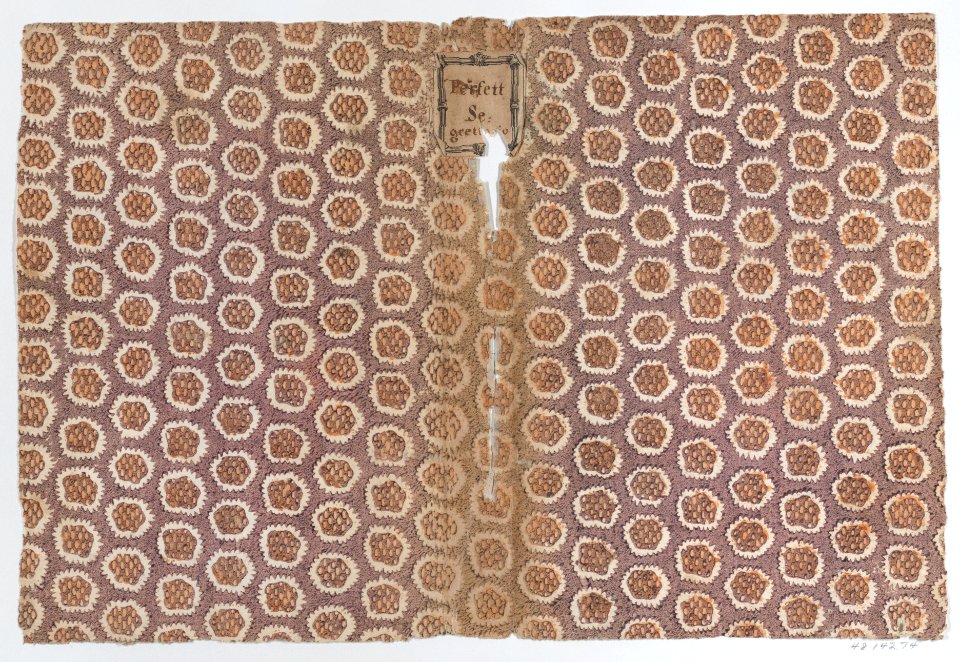 Book cover with overall circular pattern Met DP887141