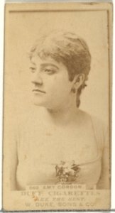 Card Number 562, Amy Gordon, from the Actors and Actresses series (N145-7) issued by Duke Sons & Co. to promote Duke Cigarettes MET DP840413
